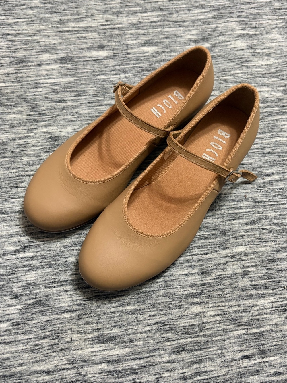 NWOT - Ladies Bloch Character Tap Shoes Tan Size 7